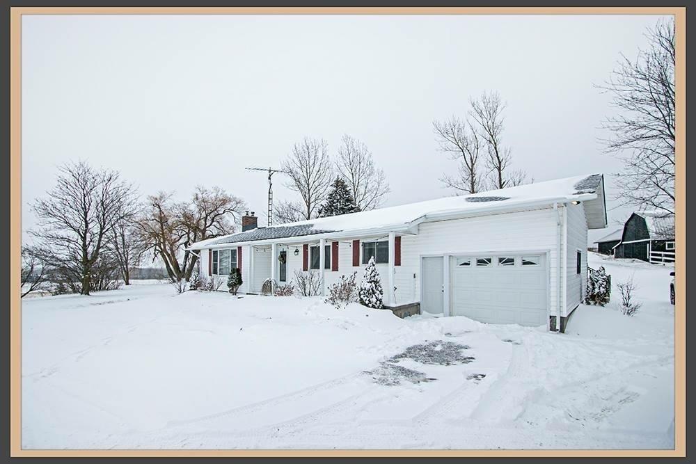 Prelist Beautiful 4+ Acre Hobby Farm in Blackstock Ontario