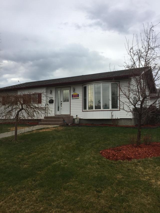 Prelist Fully renovated bungalow and mechanic shop for sale